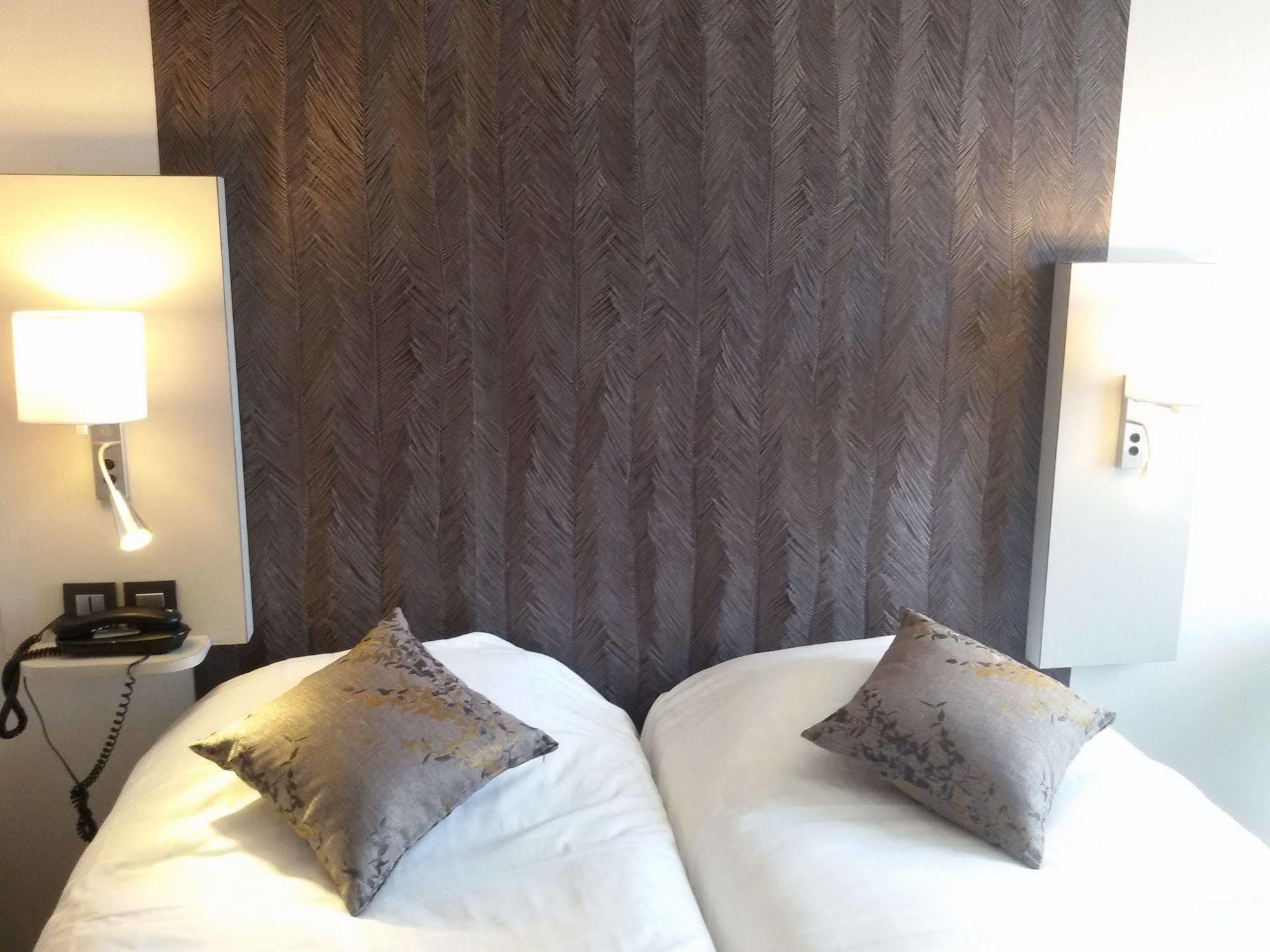 Hotel Albert Elisabeth Gare Sncf Clermont-Ferrand Dış mekan fotoğraf